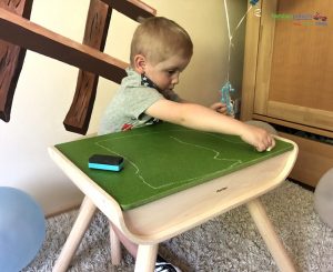 Kindertisch- und Kinderstuhlset PlanToys - Tafelbeschichtung